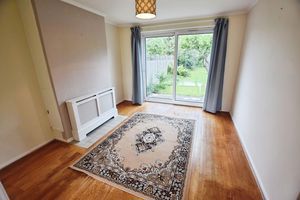 Dining Room- click for photo gallery